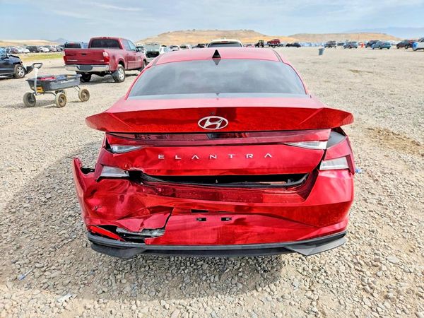 2021 HYUNDAI ELANTRA SEL w/ Convenience Pkg