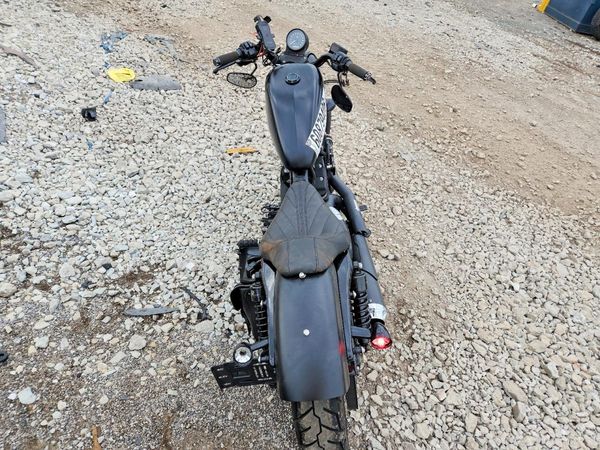 2019 HARLEY-DAVIDSON XL883
