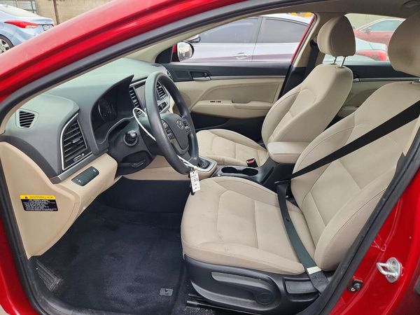2017 HYUNDAI ELANTRA — DENT
