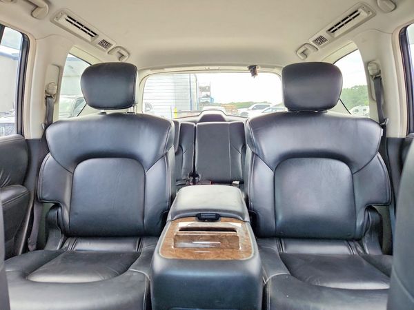 2017 INFINITI QX80