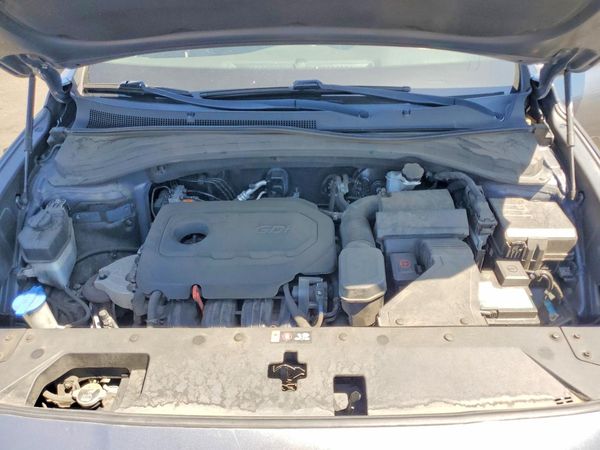 2019 HYUNDAI SANTA FE SE