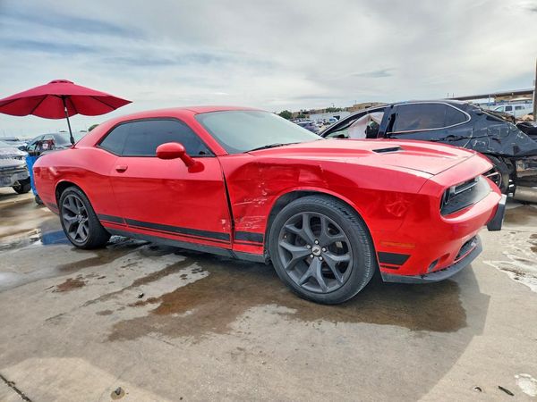 2017 DODGE CHALLENGER SXT