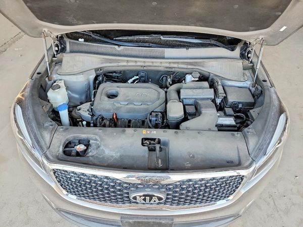 2018 KIA SORENTO L, LX