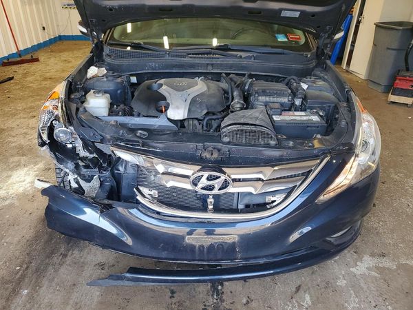 2012 HYUNDAI SONATA Middle level