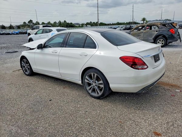 2016 MERCEDES-BENZ C C300