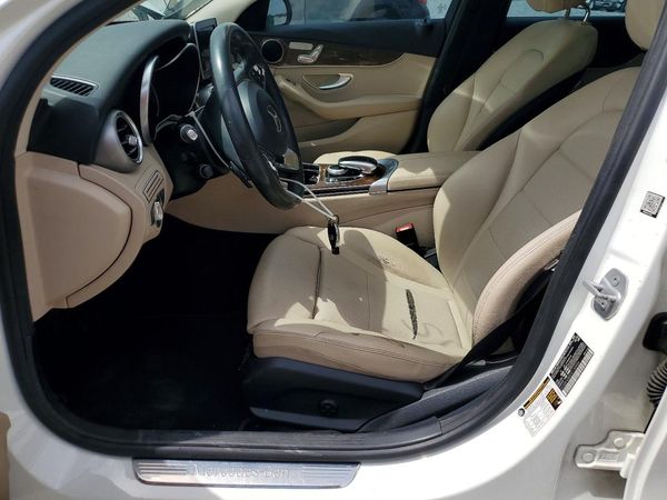 2016 MERCEDES-BENZ C C300