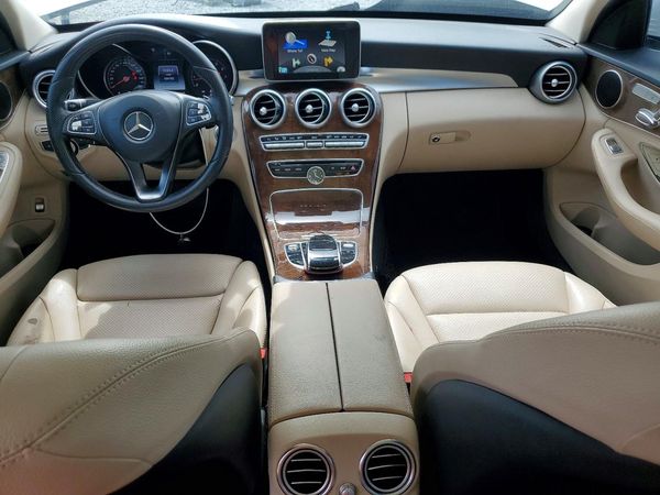 2016 MERCEDES-BENZ C C300