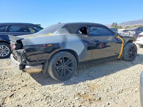 2016 DODGE CHALLENGER SXT