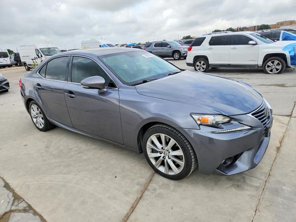 2016 LEXUS IS 200t