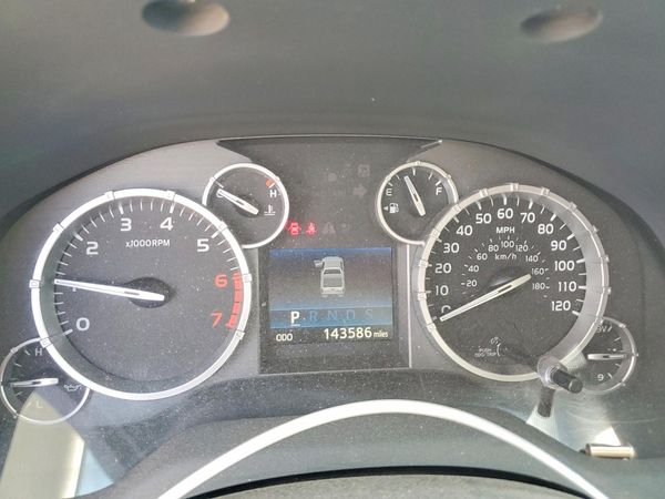 2014 TOYOTA TUNDRA SR5
