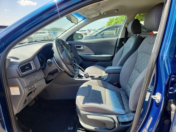 2017 KIA NIRO FE / LX / LX Tech