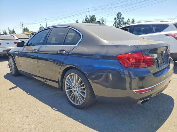 2015 BMW 550