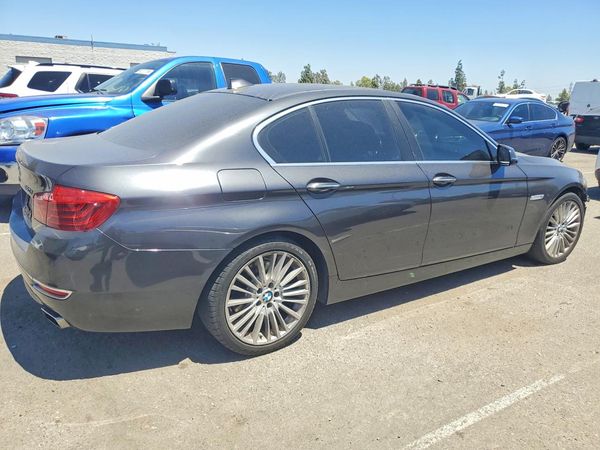 2015 BMW 550