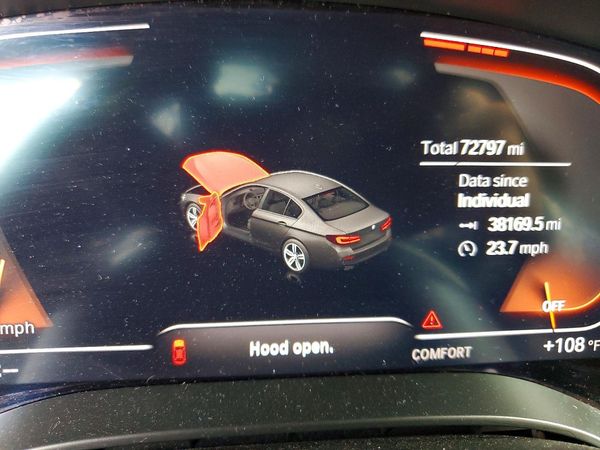 2022 BMW 530