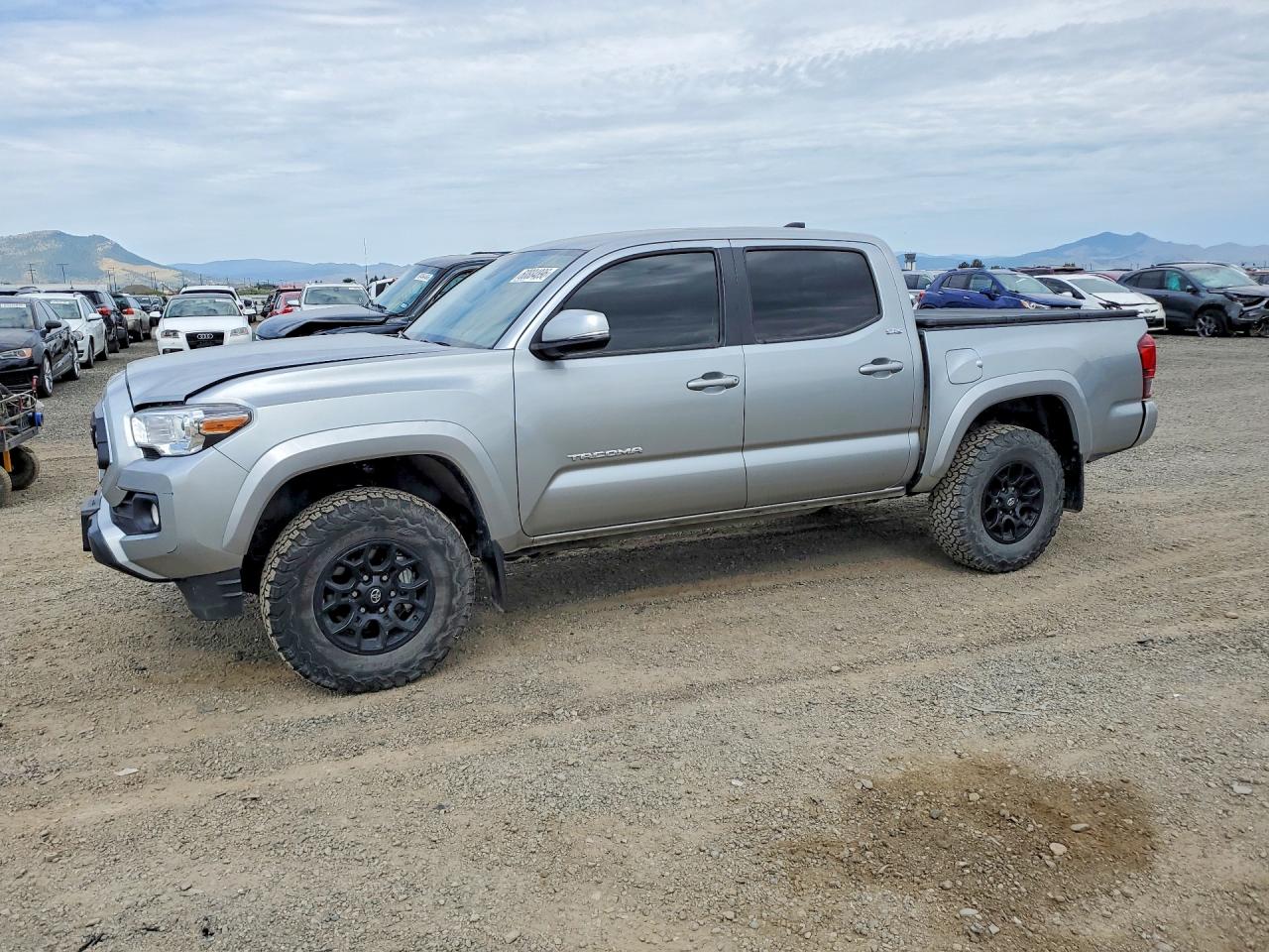 2022 TOYOTA TACOMA SR5