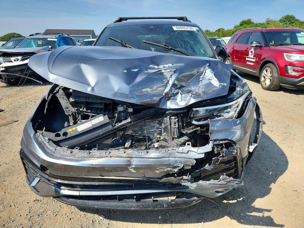 2022 VOLKSWAGEN TIGUAN 4Motion SE R-Line Black