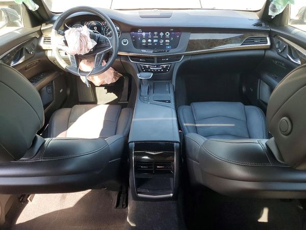2017 CADILLAC CT6 Luxury