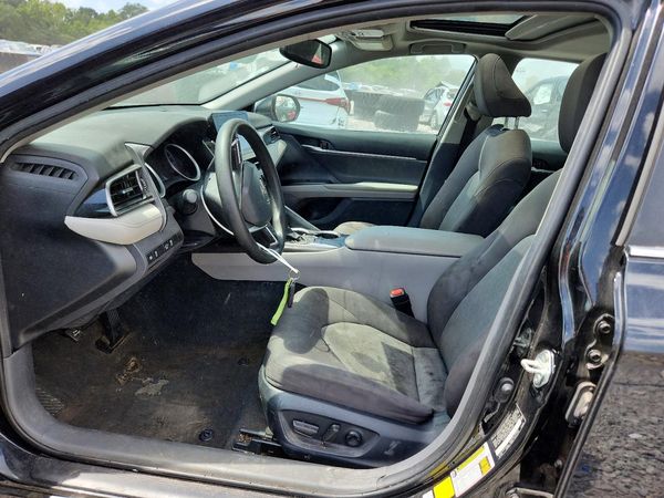 2024 TOYOTA CAMRY LE — DENT
