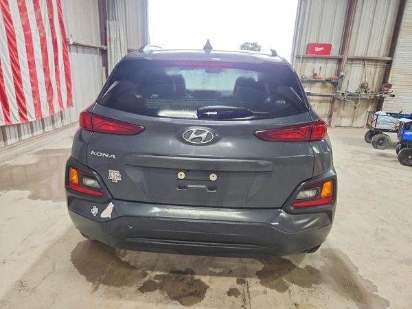2018 HYUNDAI KONA SEL with Tech Pkg