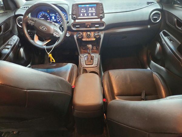 2018 HYUNDAI KONA SEL with Tech Pkg
