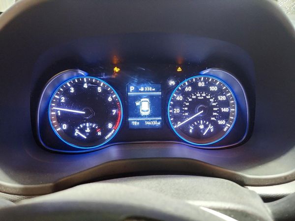 2018 HYUNDAI KONA SEL with Tech Pkg