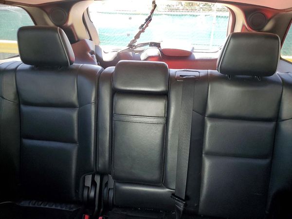 2012 JEEP CHEROKEE Overland — SUVN