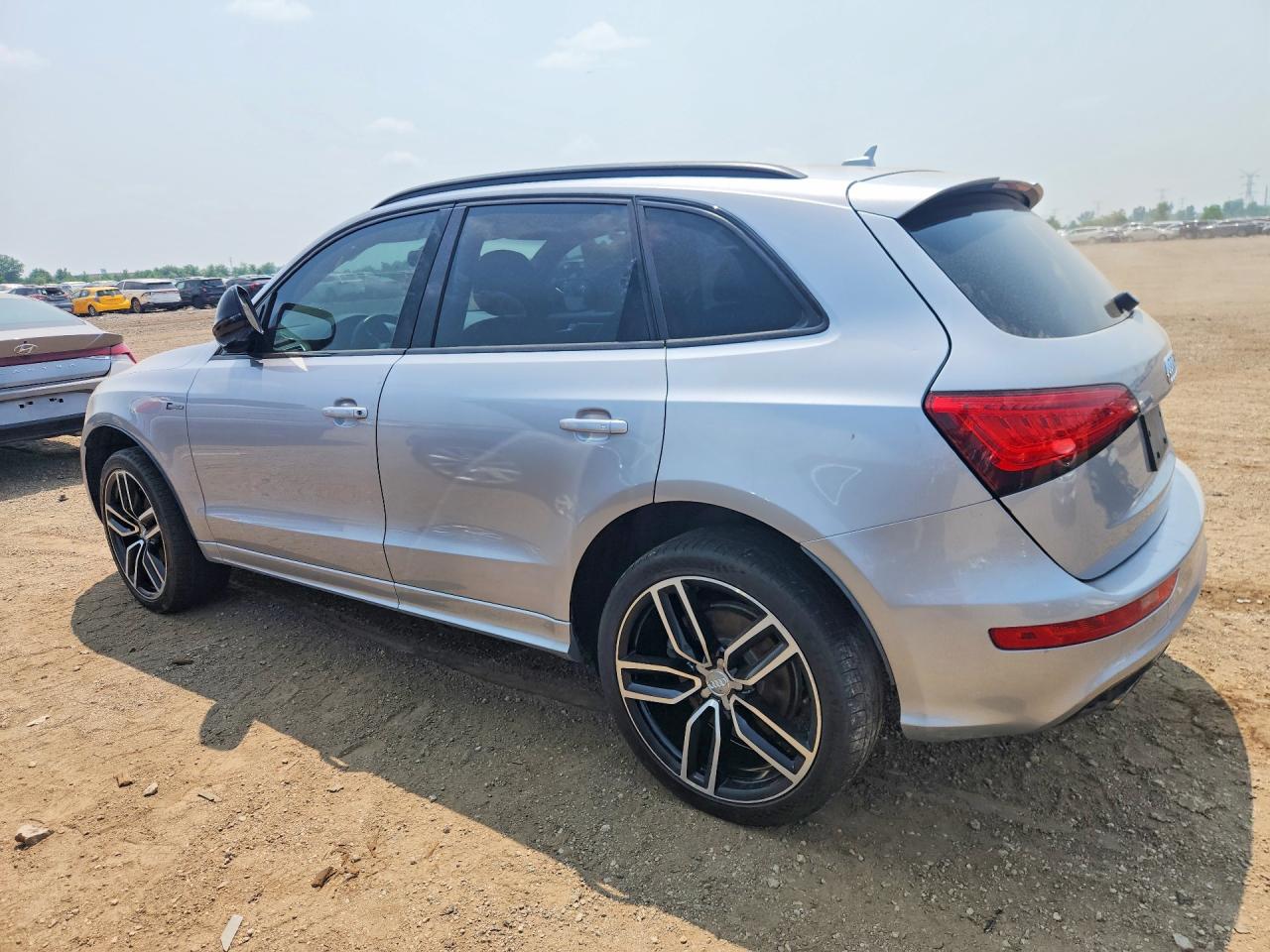 2016 AUDI Q5