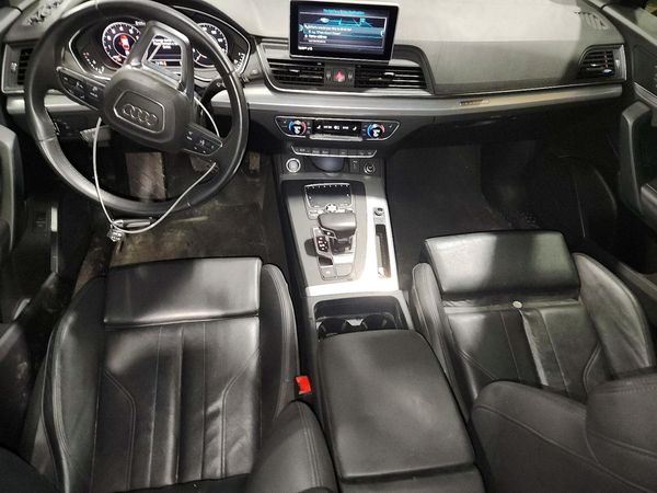 2020 AUDI Q5