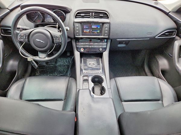 2017 JAGUAR F-PACE Premium — CKPT