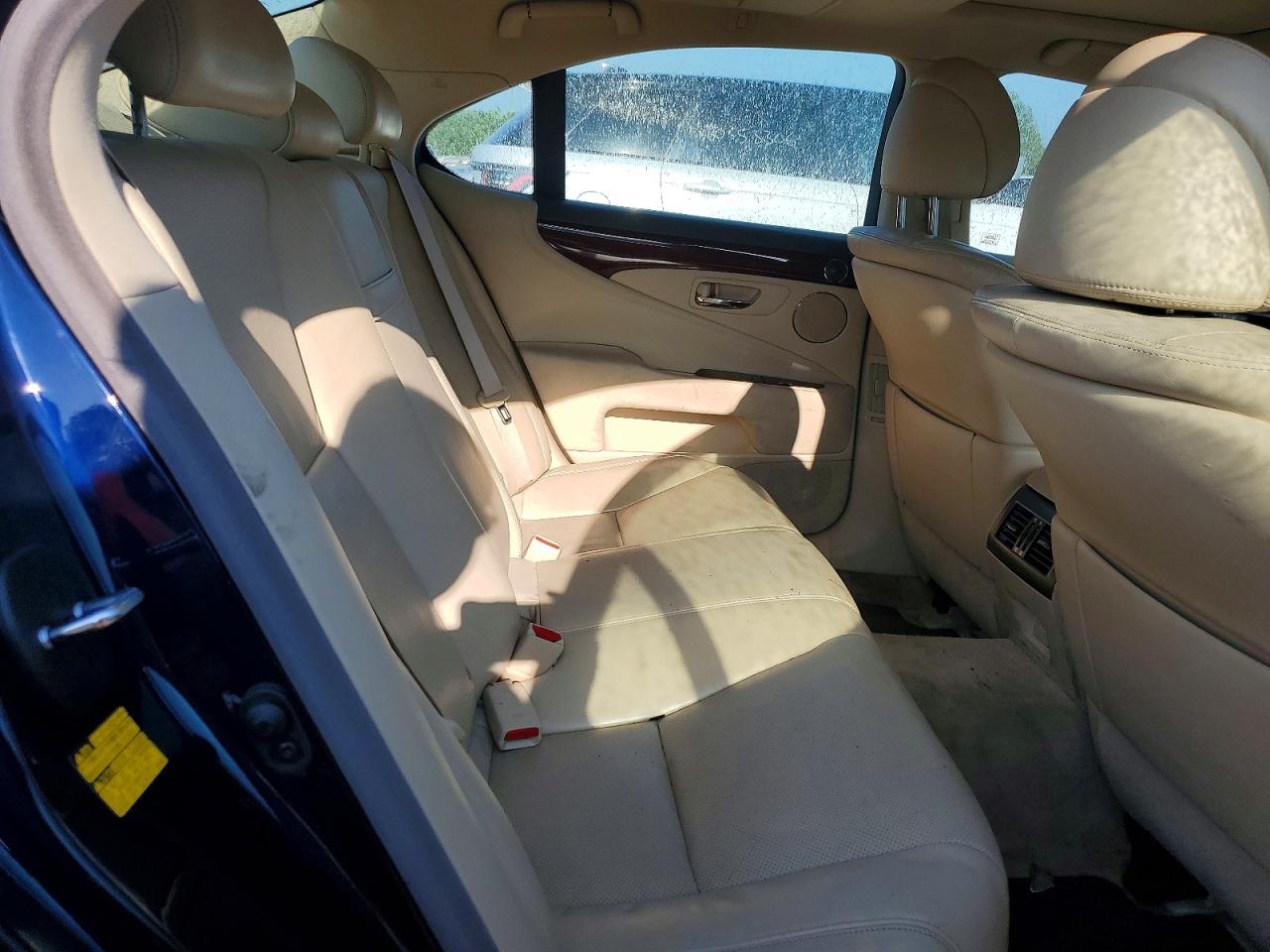 2011 LEXUS LS 460