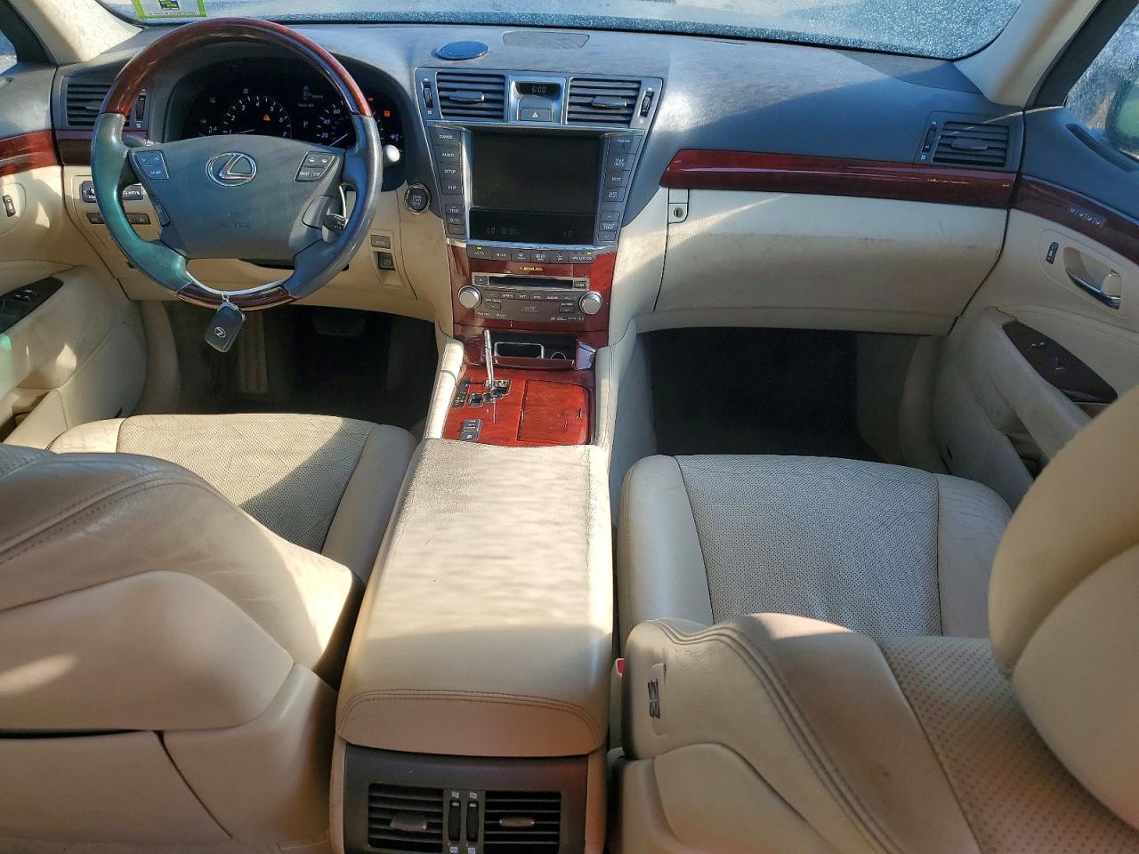 2011 LEXUS LS 460
