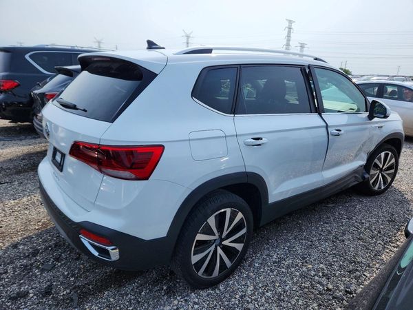 2024 VOLKSWAGEN TAOS SE