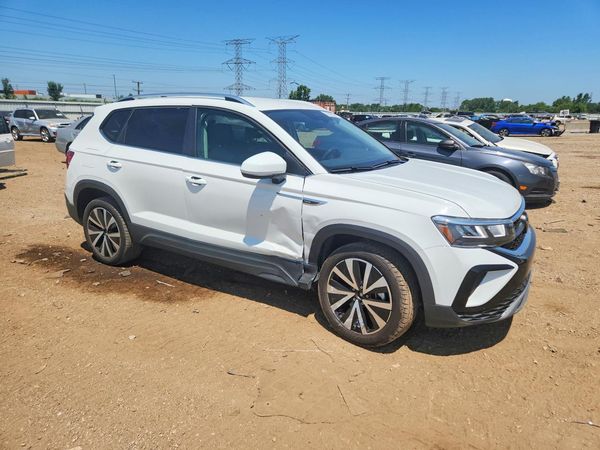 2024 VOLKSWAGEN TAOS SE