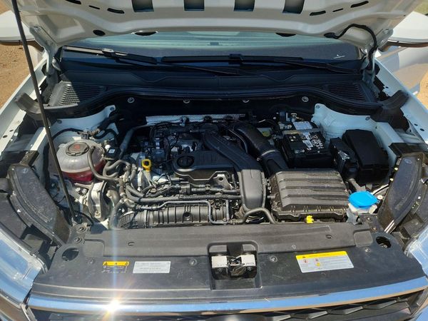 2024 VOLKSWAGEN TAOS SE