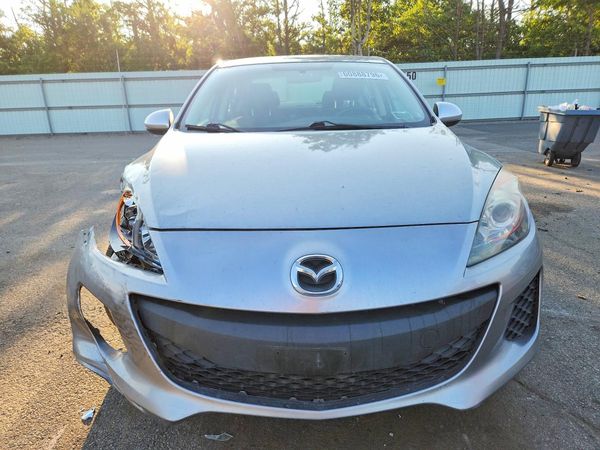 2013 MAZDA 3 SV/Base