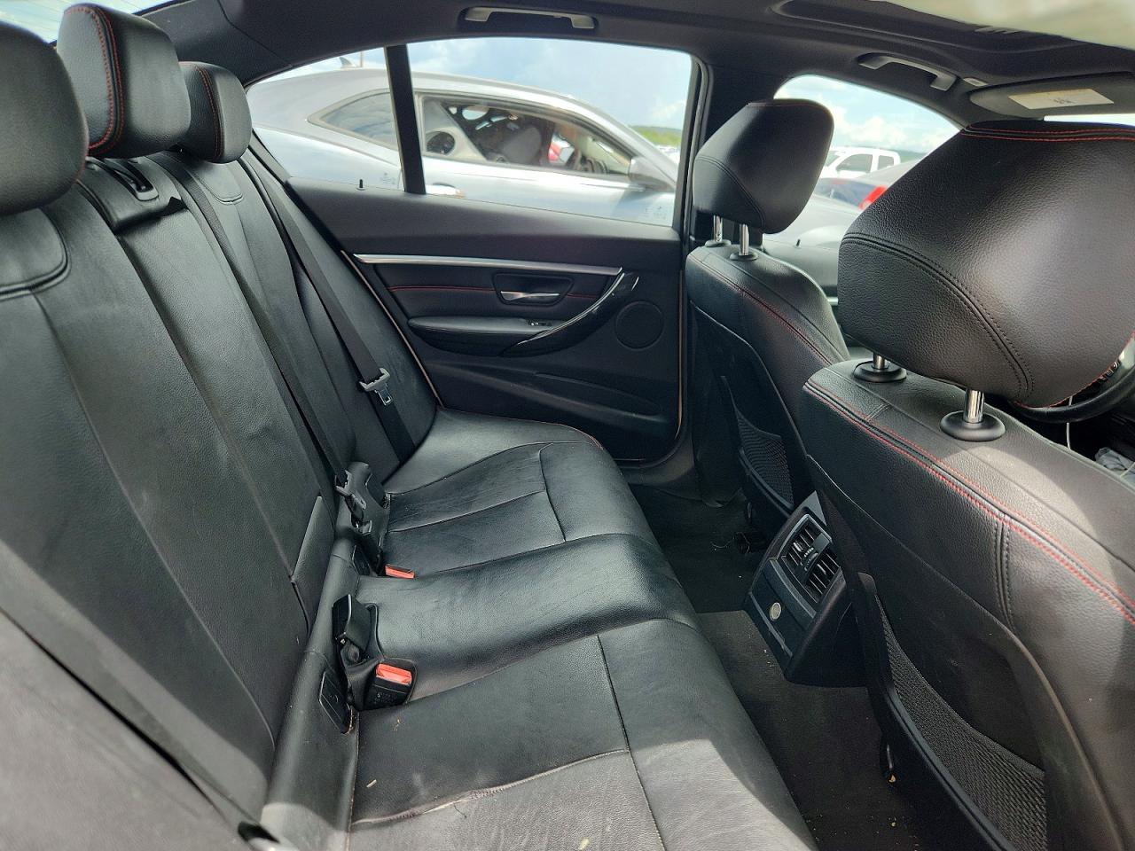 2016 BMW 328