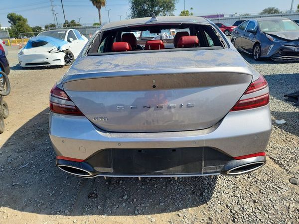 2025 GENESIS G70