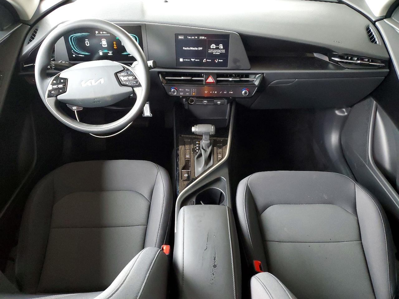 2026 KIA NIRO LX