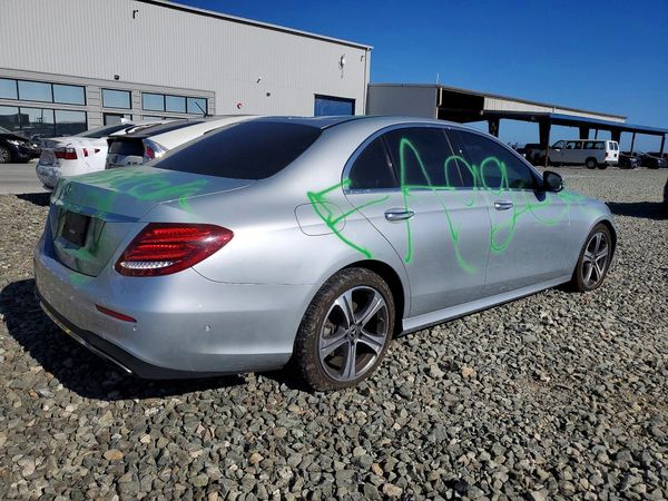 2018 MERCEDES-BENZ E E300
