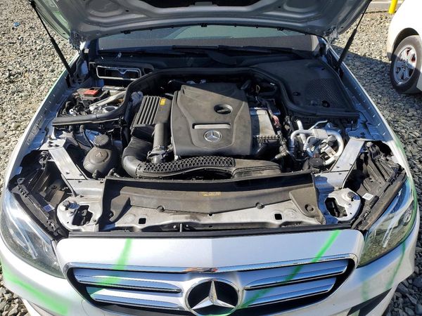 2018 MERCEDES-BENZ E E300