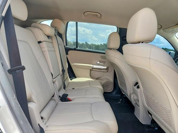 2020 MERCEDES-BENZ GLB GLB250
