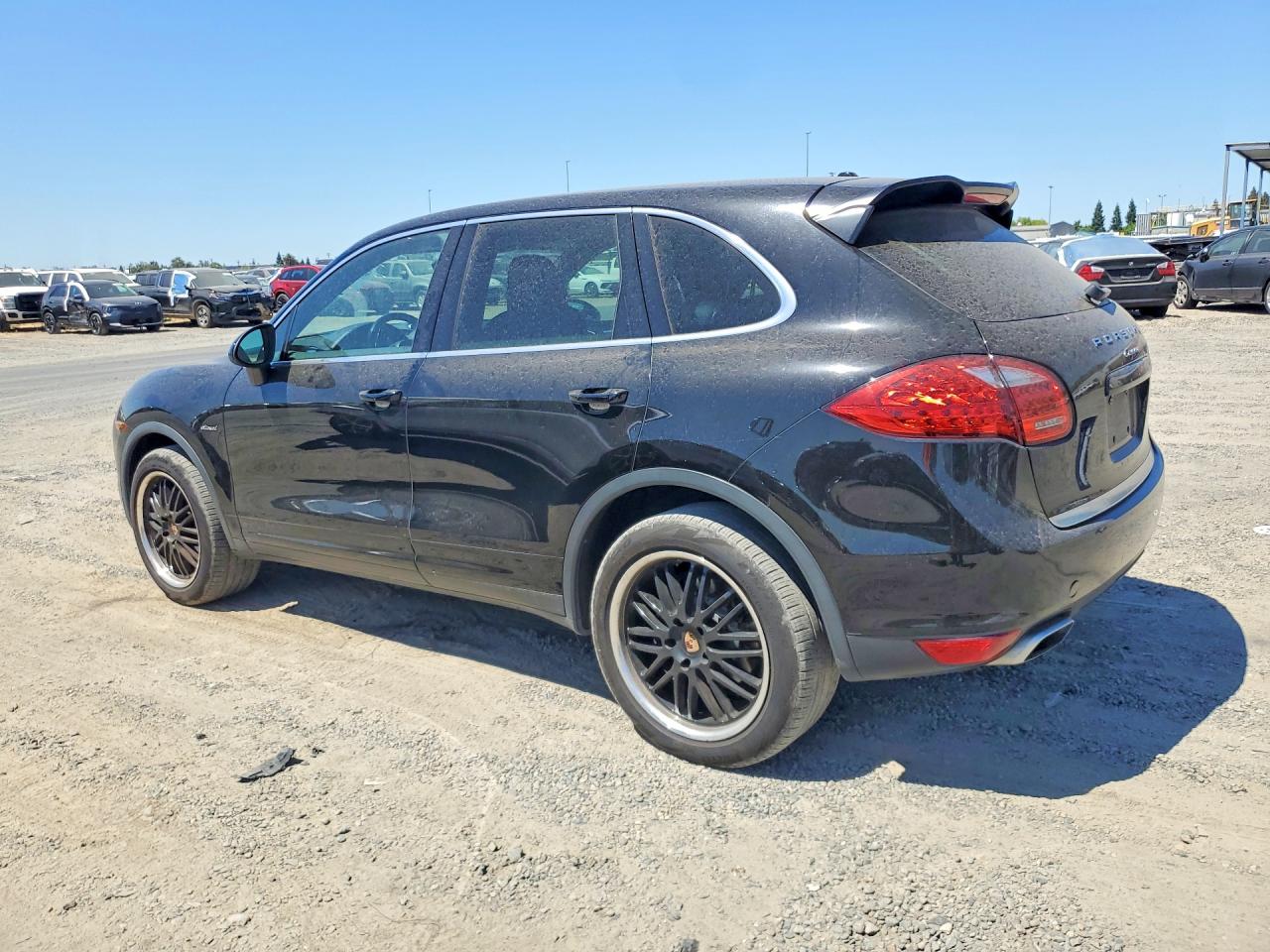 2014 PORSCHE CAYENNE