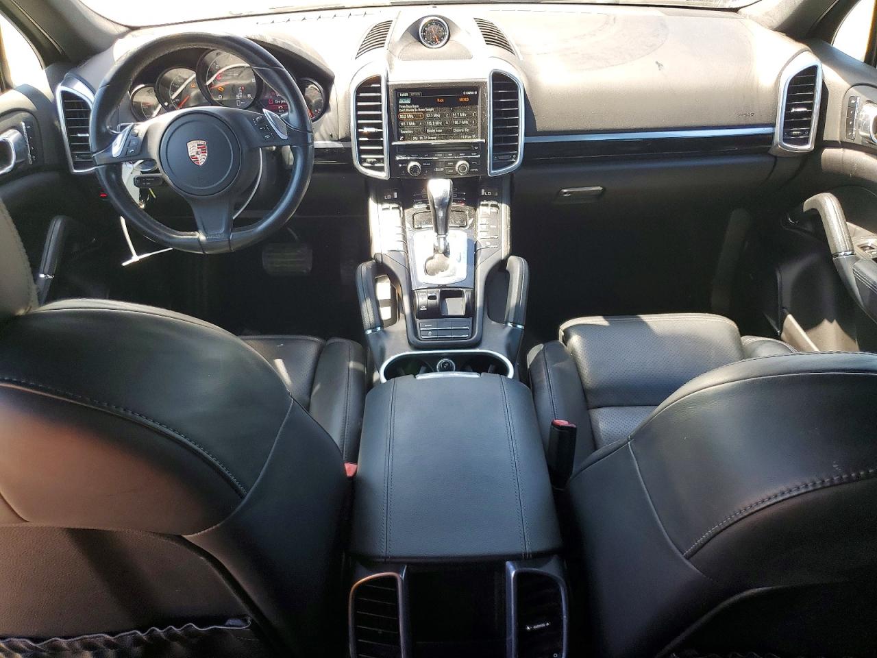 2014 PORSCHE CAYENNE