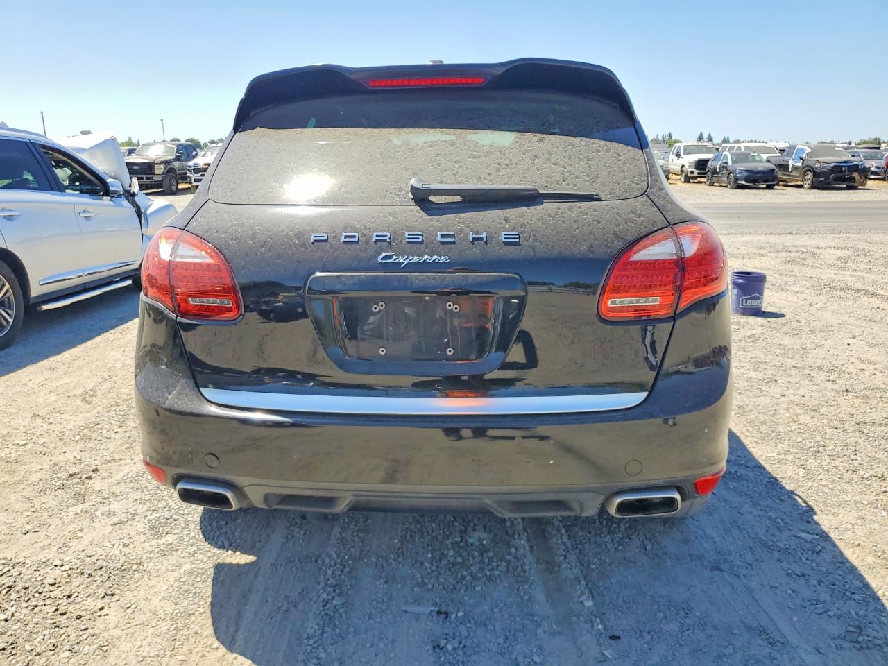 2014 PORSCHE CAYENNE