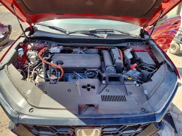 2025 HONDA CRV Sport-L — Engine bay