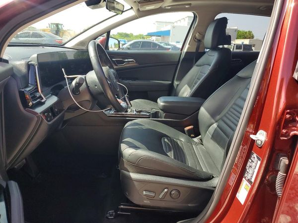2023 KIA SPORTAGE SX-PRESTIGE or SX-P