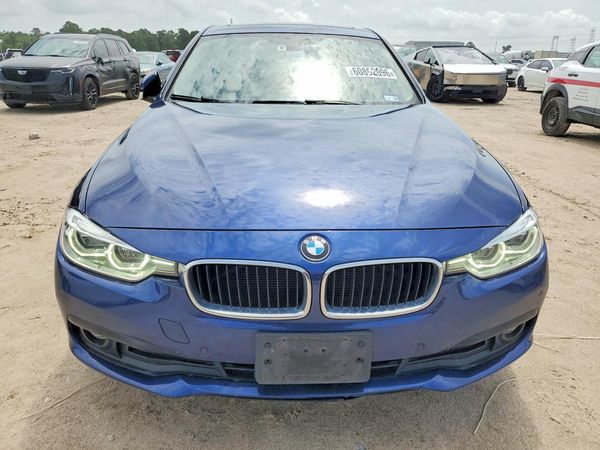 2018 BMW 320