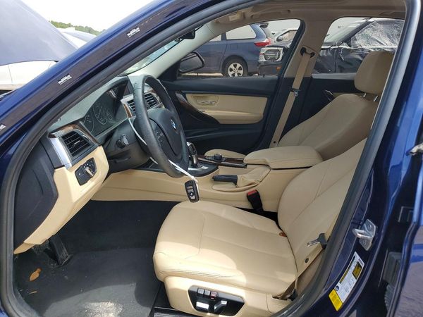 2018 BMW 320