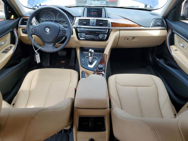 2018 BMW 320