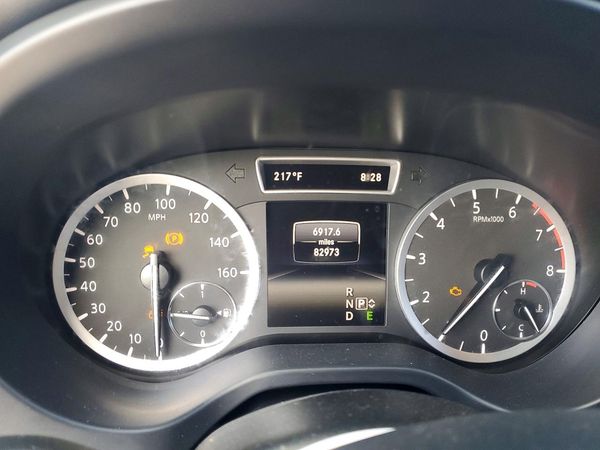 2017 INFINITI QX30